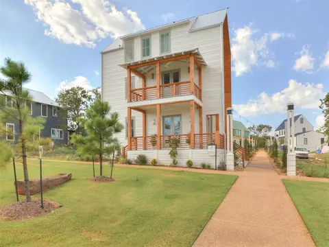 69 Lower Greenway #A, Carlton Landing, OK 74432