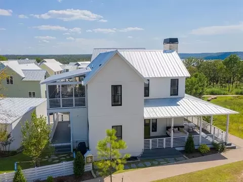 88 Lower Greenway, Carlton Landing, OK 74432