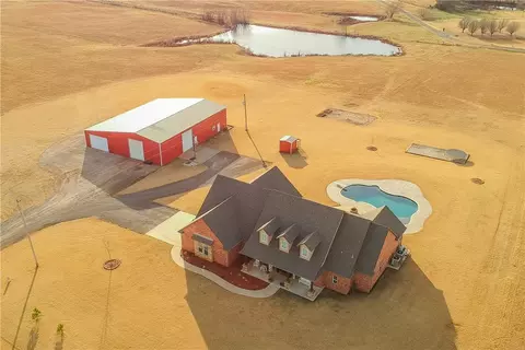 104085 S 3361 Rd, Mcloud, OK 74851 photo 1
