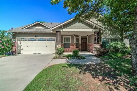 341 Falling Sky Dr, Edmond, OK 73034