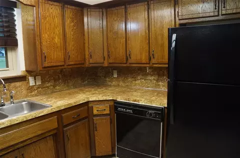 411 W Henderson, Wayne, OK 73095 photo 11