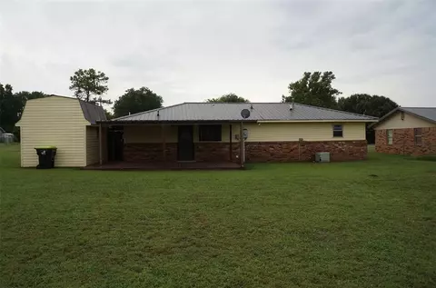 411 W Henderson, Wayne, OK 73095 photo 8