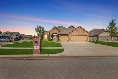 486 Auburn Ln, Piedmont, OK 73078