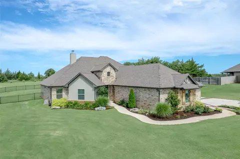 14285 E Fork Rd, Arcadia, OK 73007