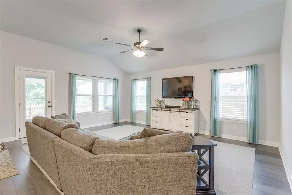  15508 Rosedown Dr, Oklahoma City, OK 73170 photo 8
