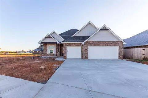 15904 Vermillion Dr, Edmond, OK 73013