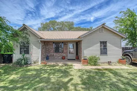 103 Kerr St, Wayne, OK 73095