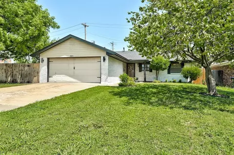 2331 Dakota St, Norman, OK 73069