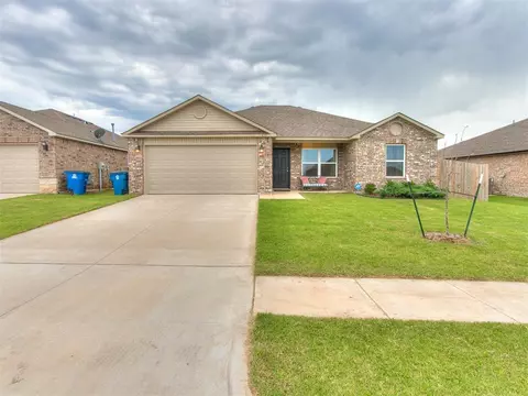 233 Klare Ct, Newcastle, OK 73065