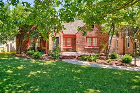 2217 NW 27th St, Oklahoma City, OK 73107