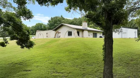 166 Falconhead Dr, Burneyville, OK 73430