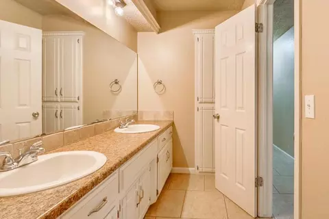 216 E Platt Dr, Yukon, OK 73099 photo 23