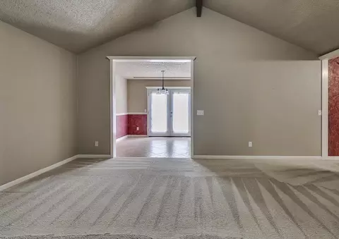 216 E Platt Dr, Yukon, OK 73099 photo 11
