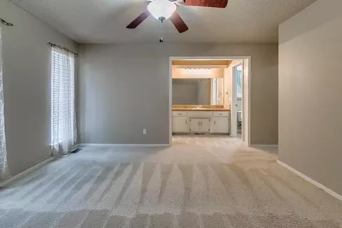 216 E Platt Dr, Yukon, OK 73099 photo 27