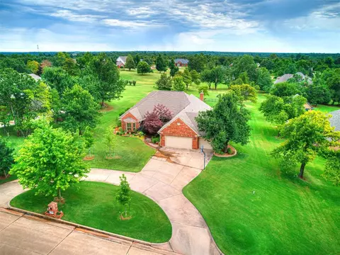 10830 SE 68th St, Oklahoma City, OK 73150