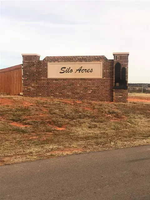 827 Windmill Ave, Blanchard, OK 73010