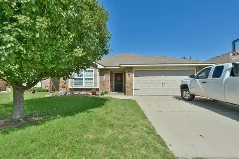 2006 Bradford Cir, Newcastle, OK 73065