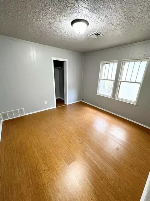 1208 N Willard St, Altus, OK 73521 photo 17