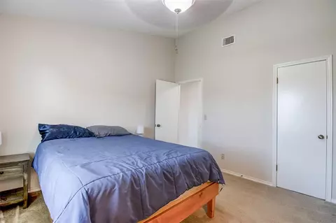 2146 S Robinson Ave, Moore, OK 73170 photo 33