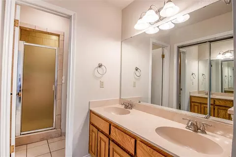 2146 S Robinson Ave, Moore, OK 73170 photo 34