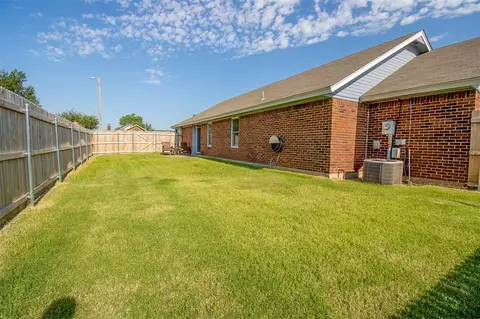 2146 S Robinson Ave, Moore, OK 73170 photo 46