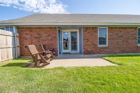 2146 S Robinson Ave, Moore, OK 73170 photo 44