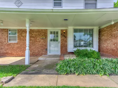 8204 NW 29th St, Bethany, OK 73008