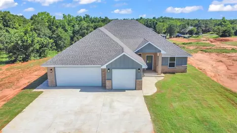 2327 Greys Harbor Rd, Blanchard, OK 73010