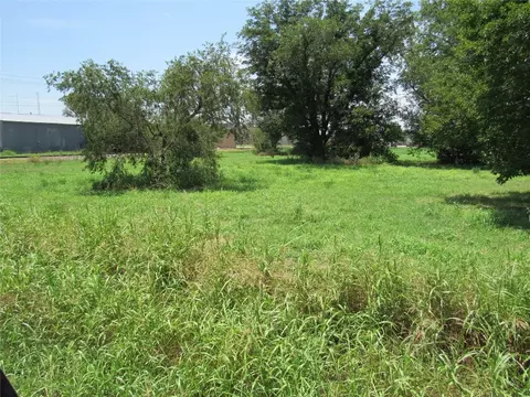 Spurgeon Street, Altus, OK 73521