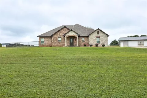7400 96th St, Noble, OK 73068