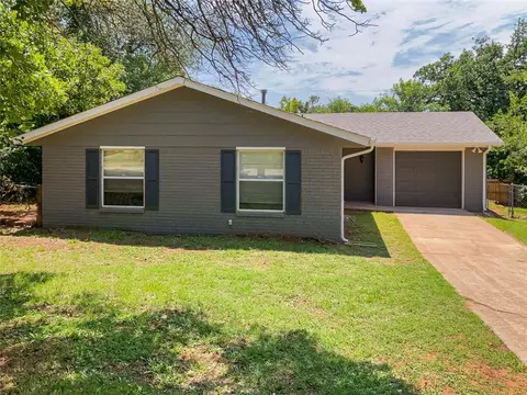 2916 Kathy Ln, Edmond, OK 73034