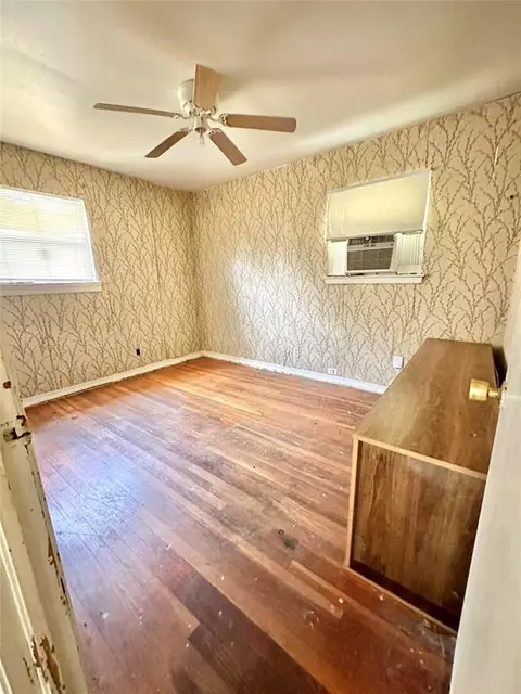 528 S 3rd St, Yukon, OK 73099 photo 11