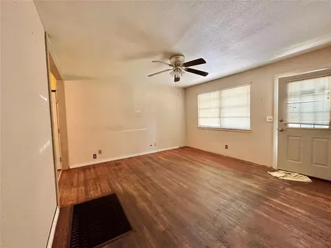 528 S 3rd St, Yukon, OK 73099 photo 6