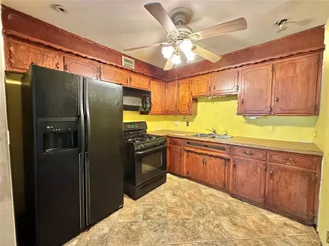 528 S 3rd St, Yukon, OK 73099 photo 7