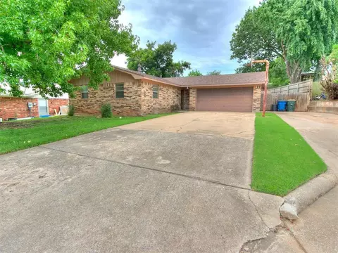 110 Taff Dr, Chickasha, OK 73018