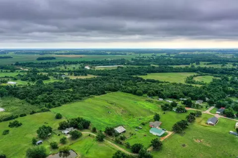 W Pitman & 9th, Mcloud, OK 74851 photo 5