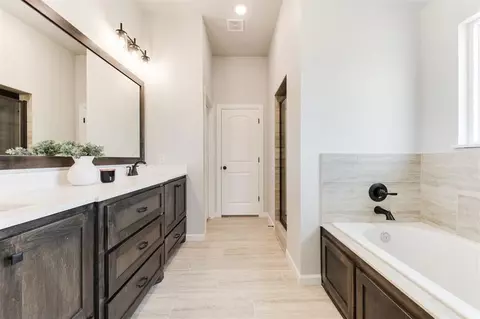 401 Rochester Ct, Tuttle, OK 73089 photo 20