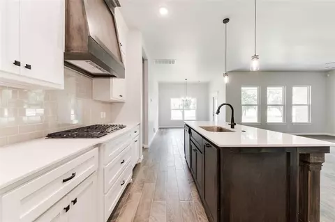 401 Rochester Ct, Tuttle, OK 73089 photo 8