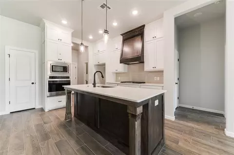 401 Rochester Ct, Tuttle, OK 73089 photo 6