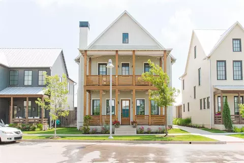 1720 Pioneer St, Oklahoma City, OK 73108