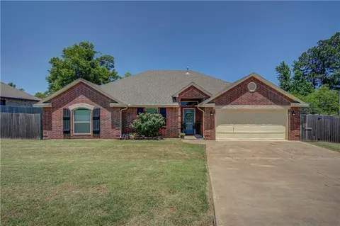 703 Meleah Ln, Mcloud, OK 74851