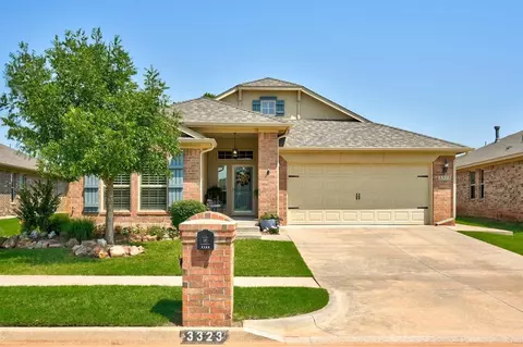 3323 Bergen Peak Dr, Norman, OK 73069