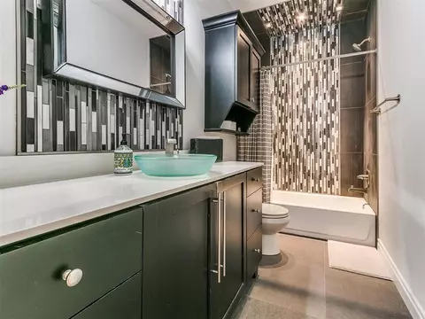 11108 Arbor Lake Dr, Oklahoma City, OK 73170