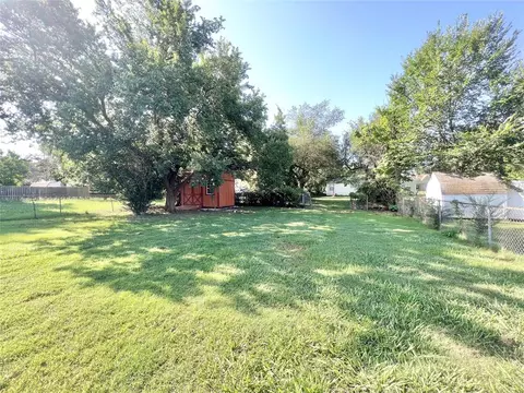 606 E Locust St, Tecumseh, OK 74873 photo 46