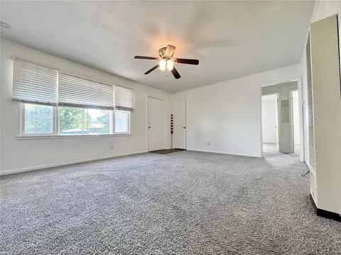 606 E Locust St, Tecumseh, OK 74873 photo 8