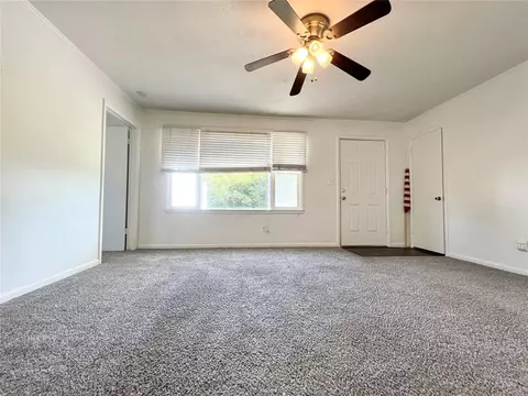 606 E Locust St, Tecumseh, OK 74873 photo 7