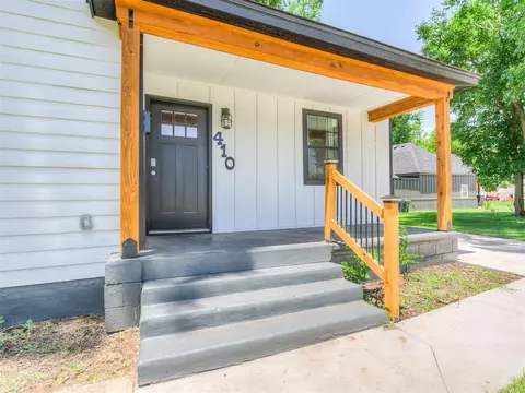 410 7th St, Chickasha, OK 73018