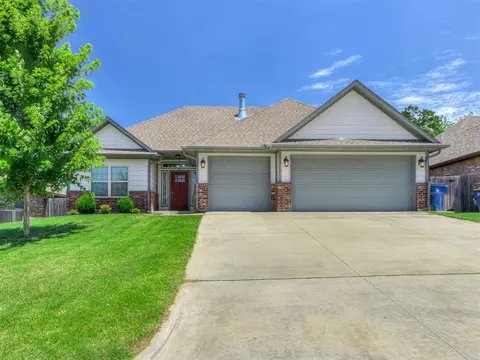1178 Creekside Dr, Choctaw, OK 73020