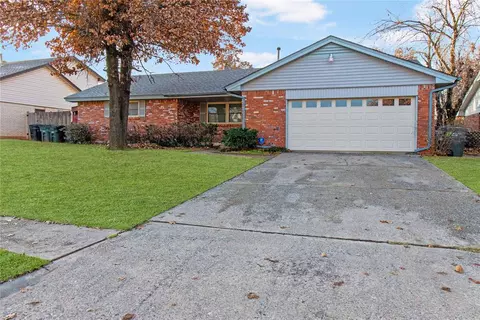 3712 Greenway Ter, Del City, OK 73115