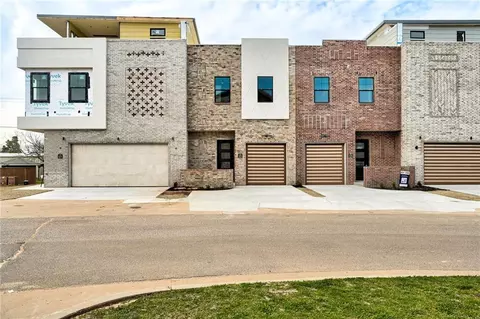 575 S Fretz Ave, Edmond, OK 73003